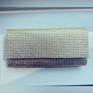 Gold Resin Clutch Target brand polyester lining